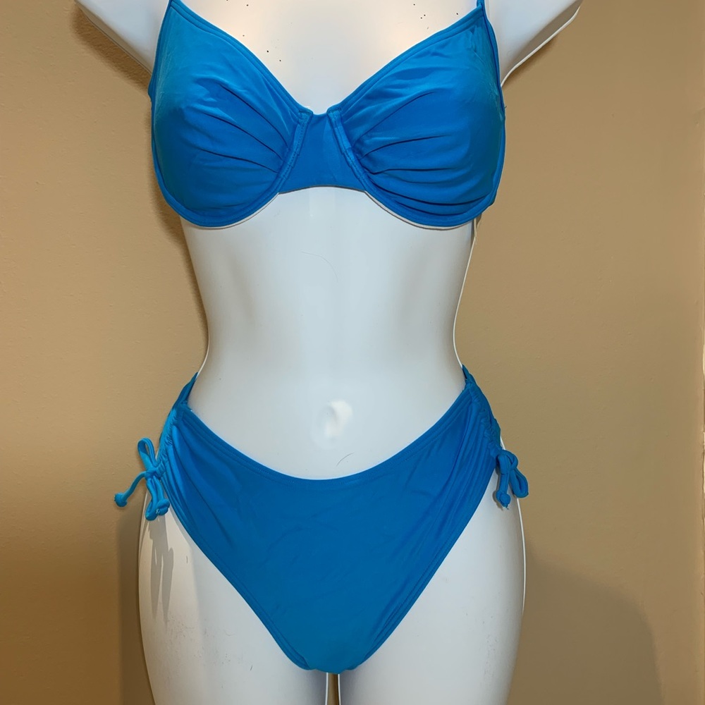 Tommy Bahama blue bikini size large. Brand new with tag never worn before